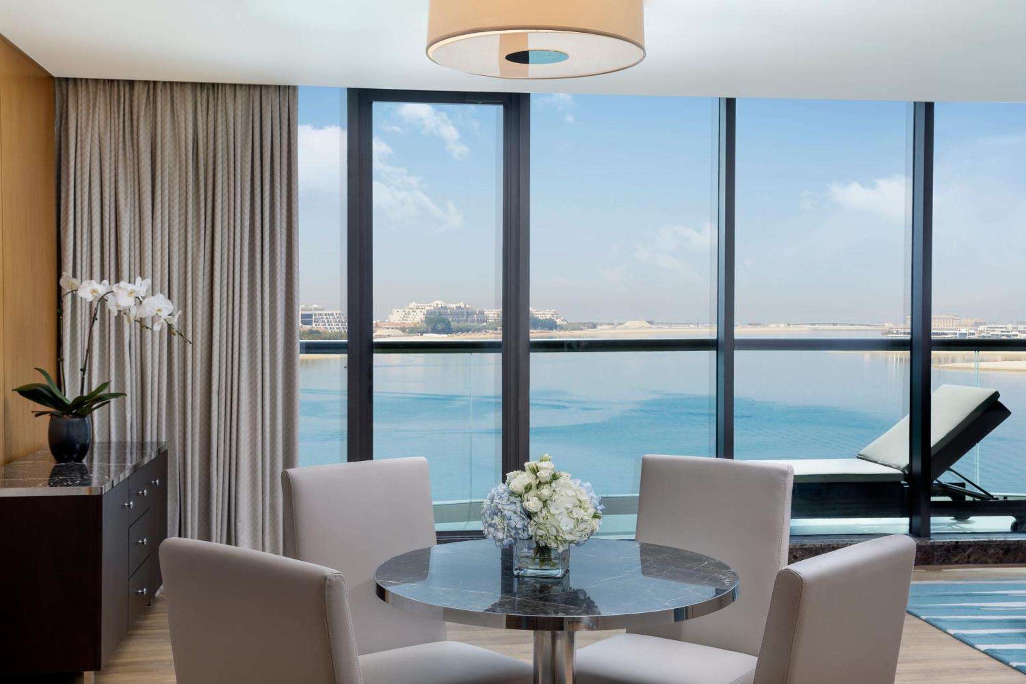 Hilton Dubai Palm Jumeirah Экстерьер фото